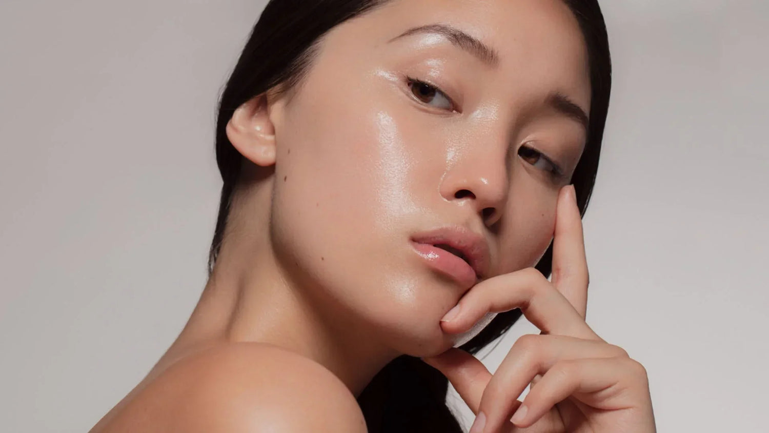 5 Daily Skincare Steps for Glowing Skin